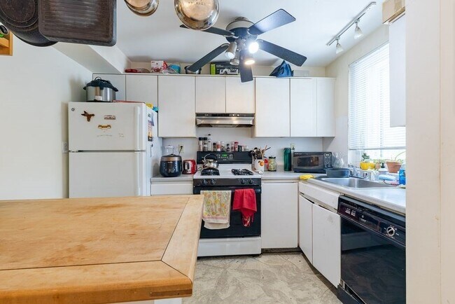 Photo - 22 Saint Paul St Unidad #1