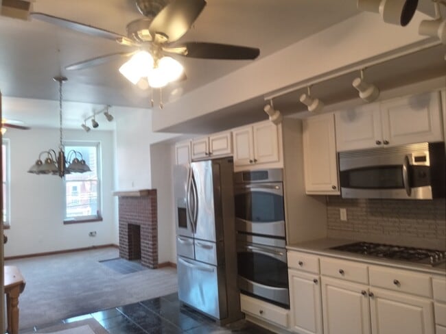 Kitchen - 4518 Liberty Ave Unit 2