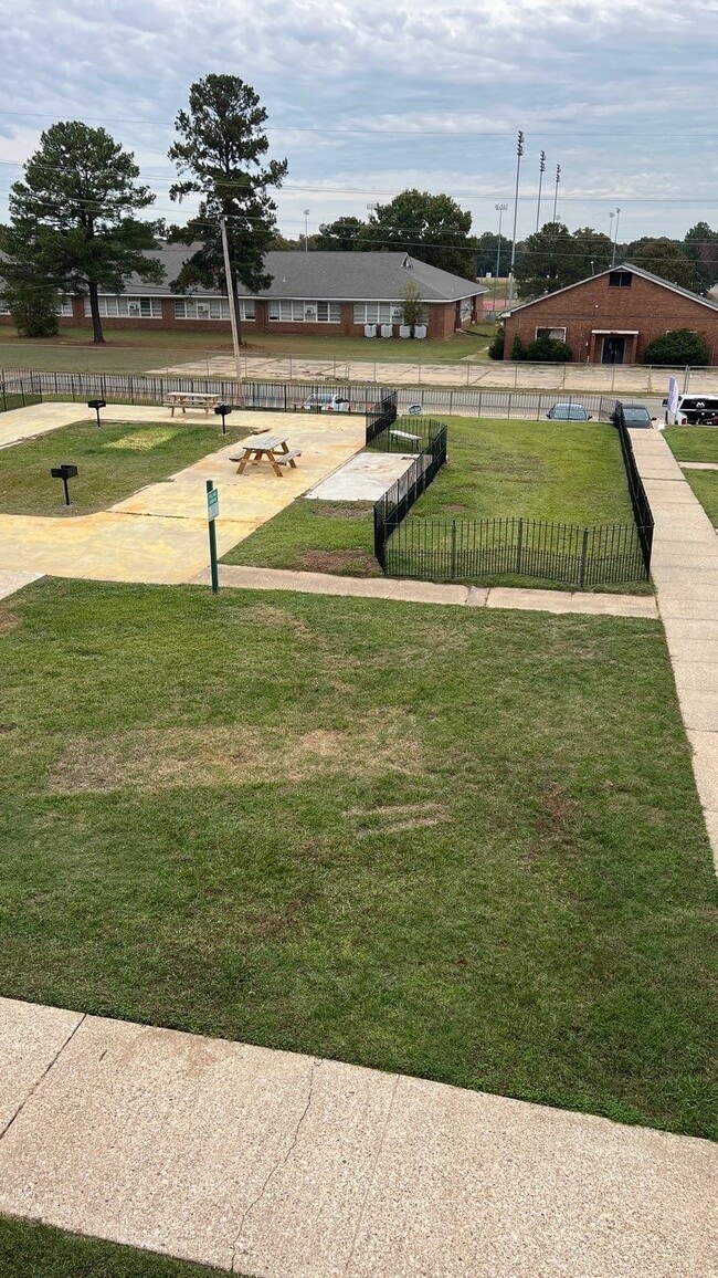 Photo - 280 Central Ave