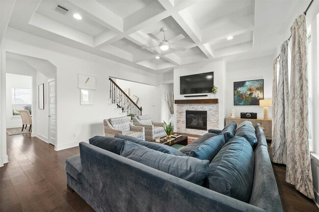 Photo - 208 Slate Rock Ter