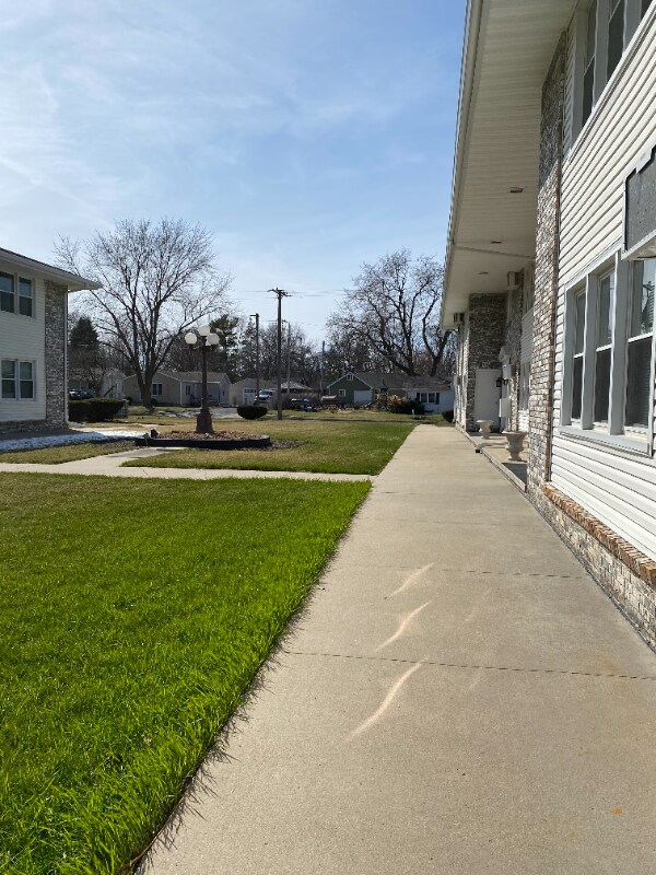401 SW Elm St