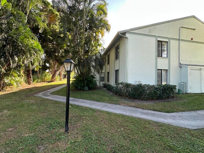 Photo - 3664 Alder Dr Unit E1