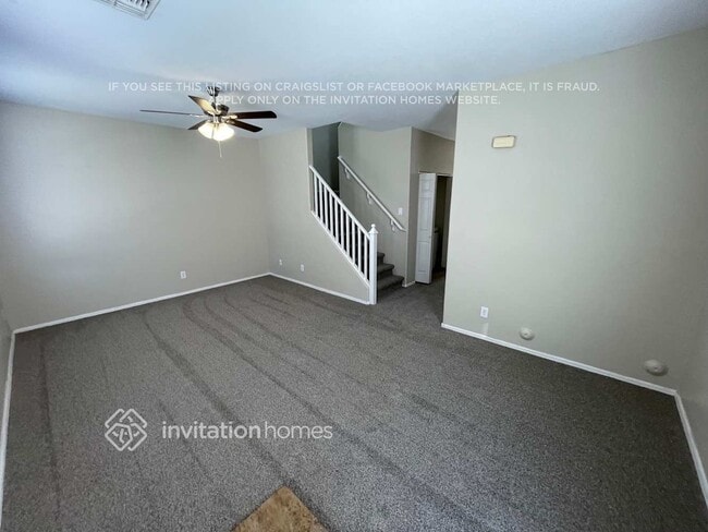 Photo - 427 N 66th Dr