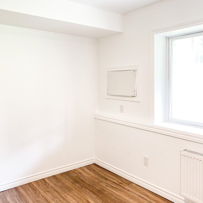 Photo - 625 Borthwick Ave Unit 100