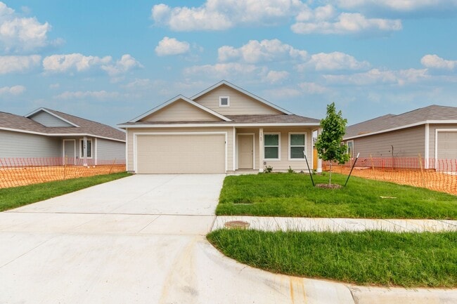 Photo - 1745 Copehart Ln Casa