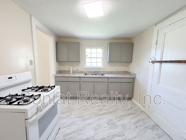 Photo - 2215 N Galvez St