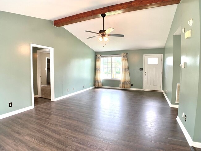 Photo - 511 Mallory Dr