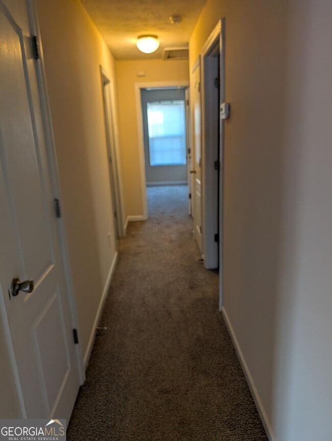 Photo - 144 Governor Ln