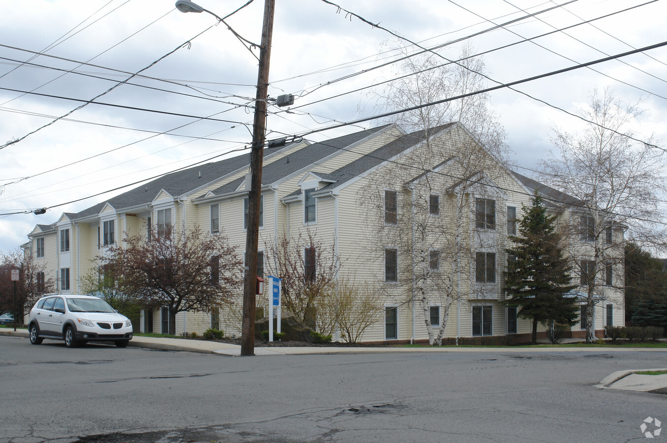 Photo - Shenandoah Village Apartments
