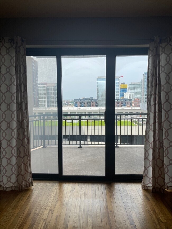 Photo - 41 E 8th St Unidad 1304