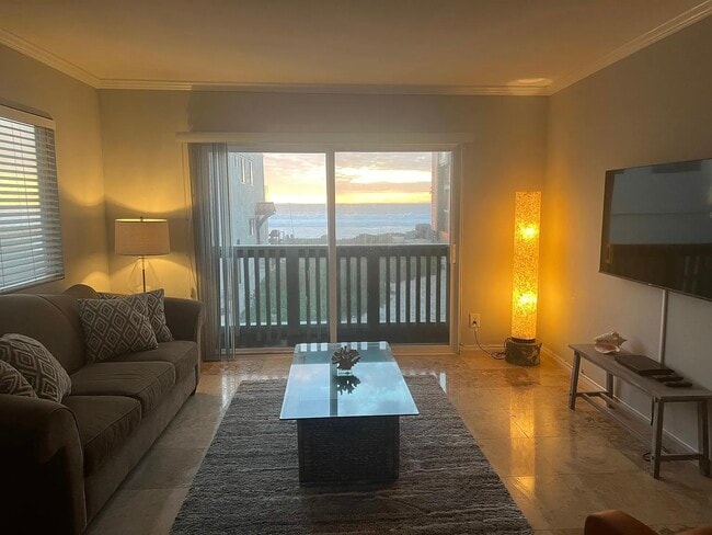 Photo - 676 Seacoast Dr Unidad Ocean View - Furnished -