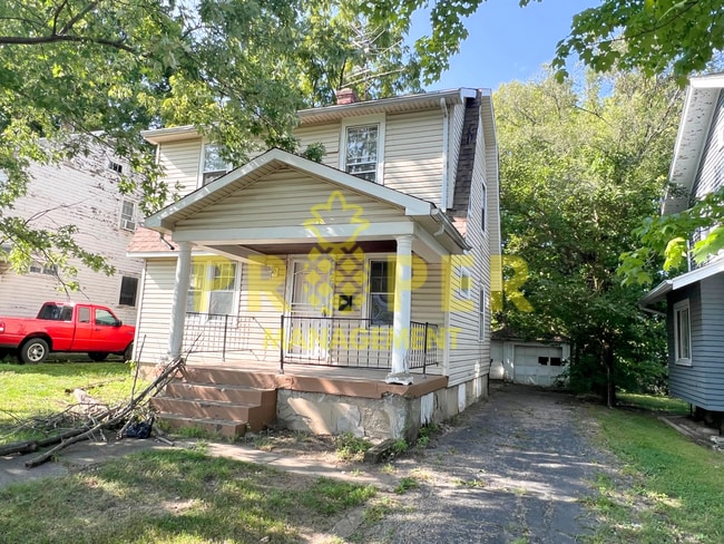 Building Photo - 2 bedrooms 1 bathroom