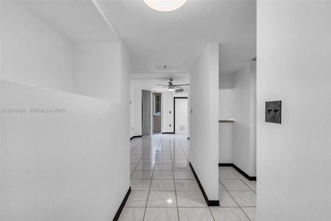 Photo - 102 SW 6th Ave Unidad 201