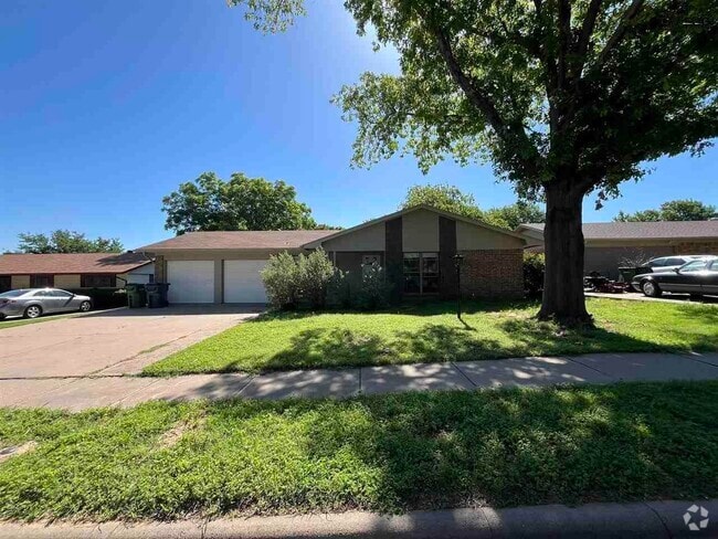 Building Photo - 5503 Hooper Dr Rental