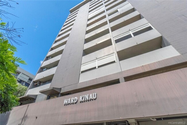 Building Photo - Studio w/ Parking For Rent – Convenient Urban Living in the Heart of Honolulu Unit 604