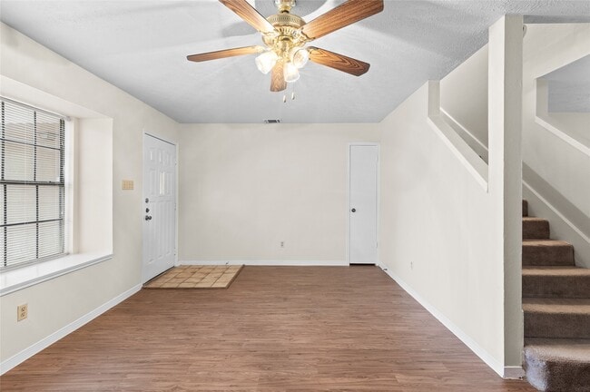 Photo - 10025 Spring Pl Dr