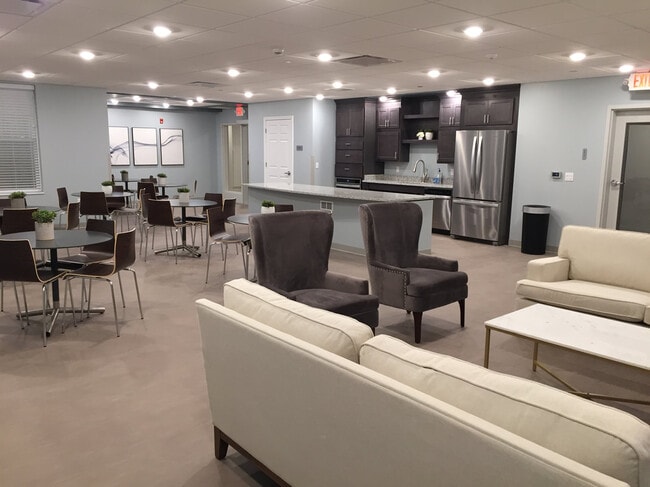 Photo - Regency Commons