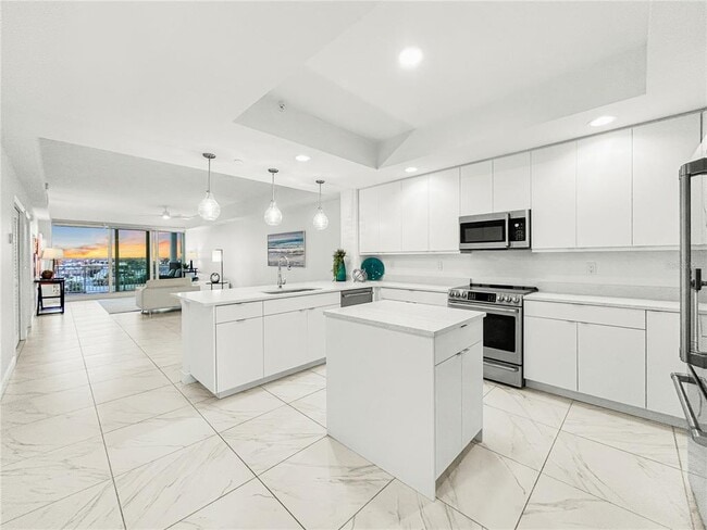 Photo - 125 Island Way Unit 502