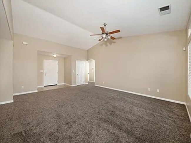 Photo - Beautiful Single-family home!