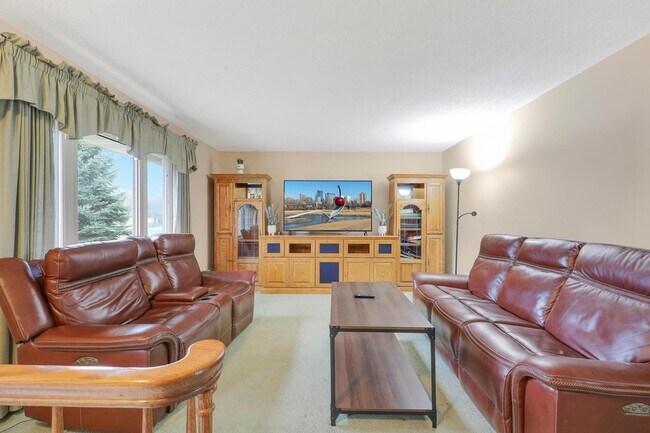 Photo - 11333 Welcome Ave N