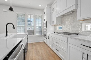 Photo - 6738 Autumn Ave