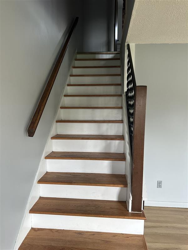 Photo - 9536 Aboite Center Rd