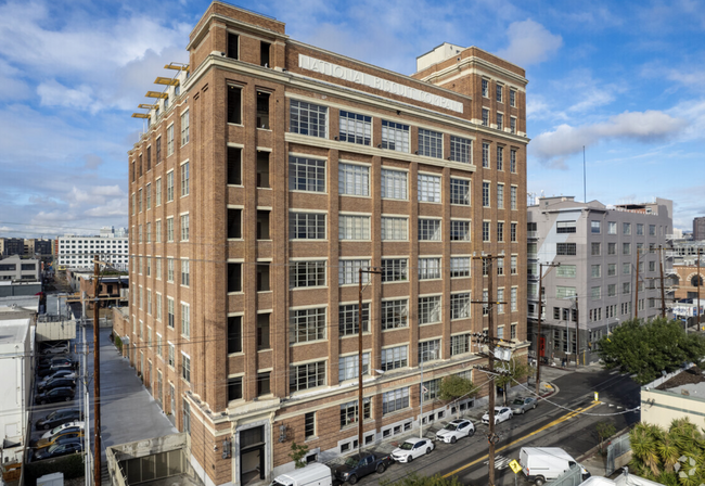 Building Photo - 1850 Industrial St Unit #508 Rental