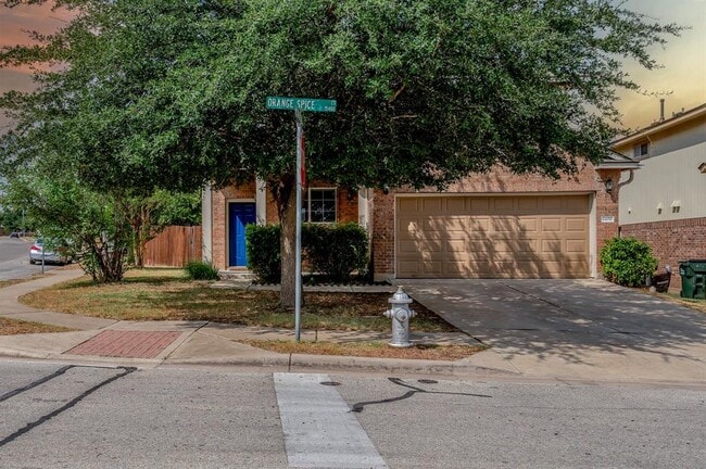 Photo - 1400 Orange Spice Ct