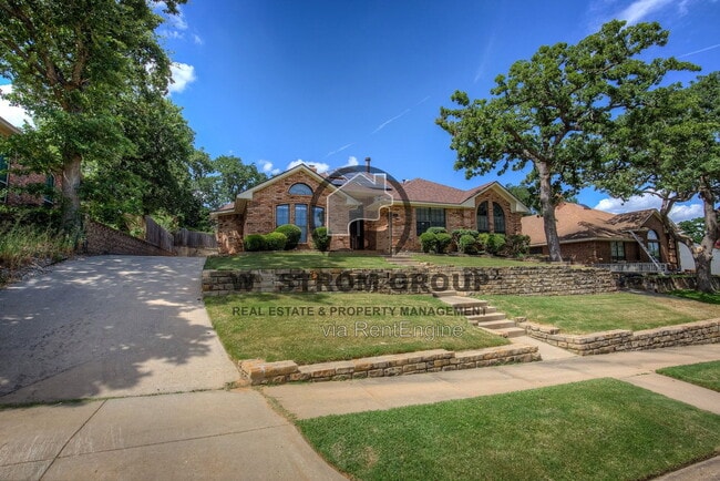 Photo - 3914 Meadow Dr