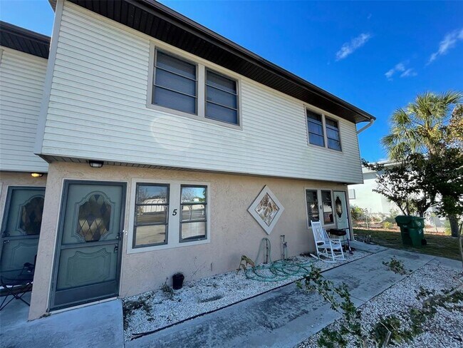 Photo - 21307 Gertrude Ave