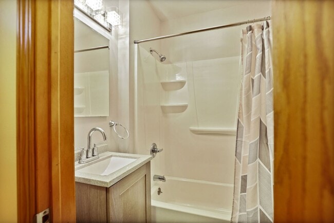 Photo - Charming 2 Bedroom Home with Pole Barn Gar...