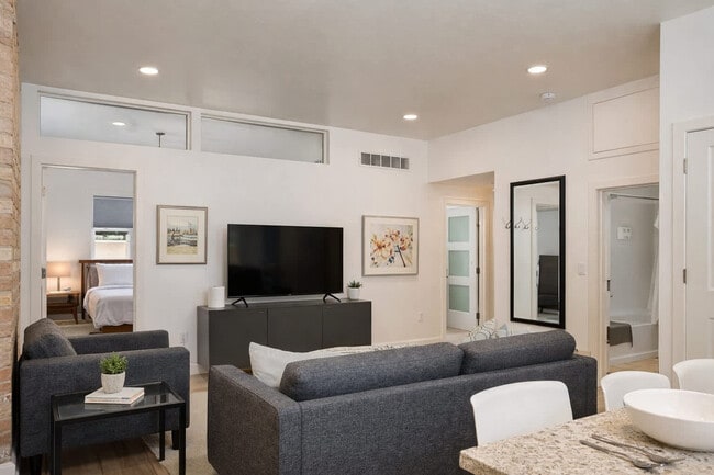 Building Photo - 125 W Wisconsin Ave