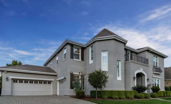 Photo - 1705 Laguna Creek Ln