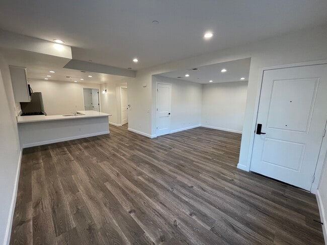 Photo - Marketplace Crossing