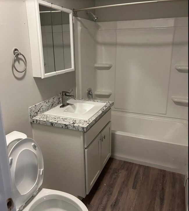 Harrison House Apartments