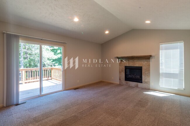 Photo - Beautiful Duplex