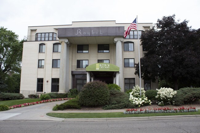 Photo - 3420 Heritage Dr