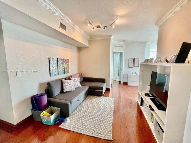 Photo - 1745 E Hallandale Beach Blvd Unidad 1507W