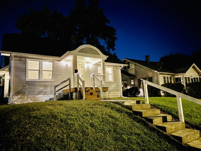 Photo - 3316 N 45th St