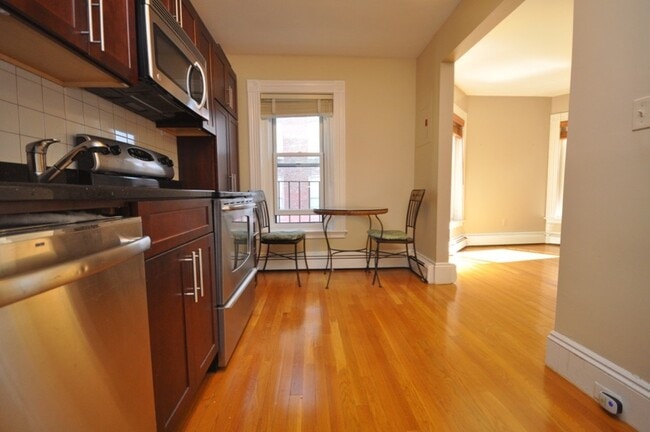 Photo - 218 Newbury St Unit 4R