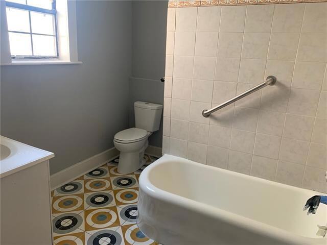 Photo - 2502 Monroe St