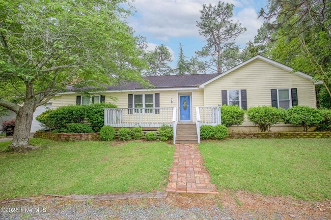 Photo - 70 Midlothian Dr House