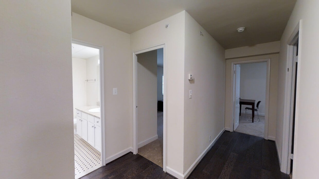 Photo - Towson Place Apartments, Student Off Campus