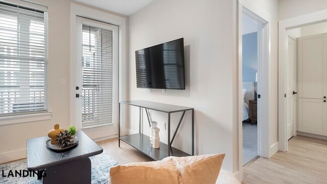 19020 Potts Pk Ln Unit 8-206