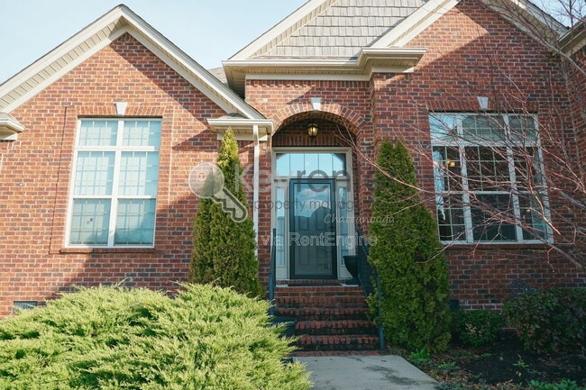 6967 Neville Dr