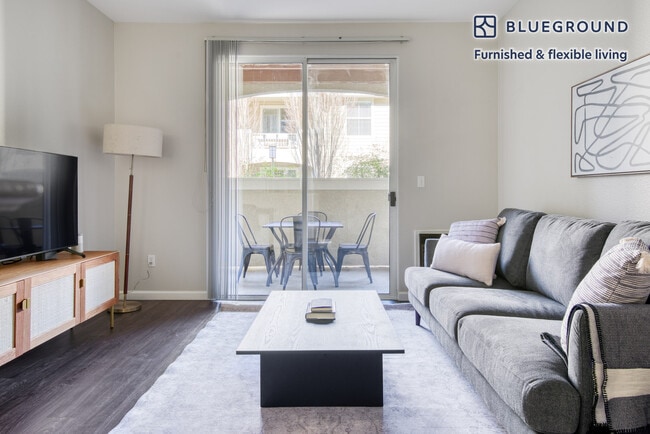 Building Photo - 20661 Forge Way Rental