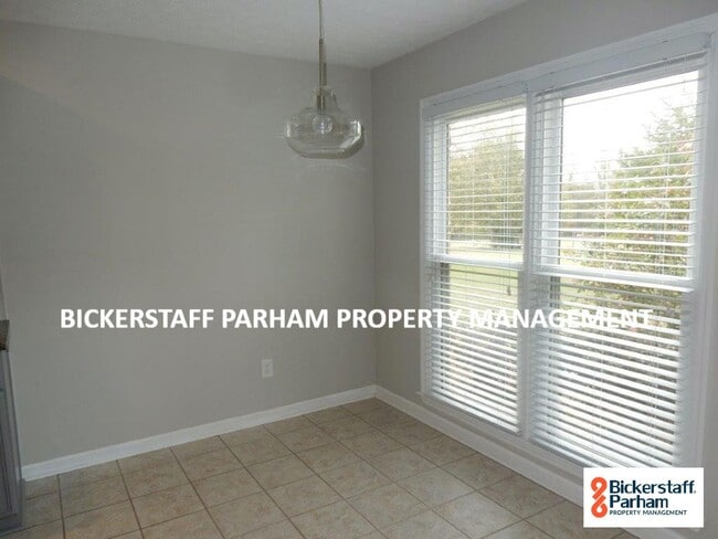 Photo - 7455 McKee Rd