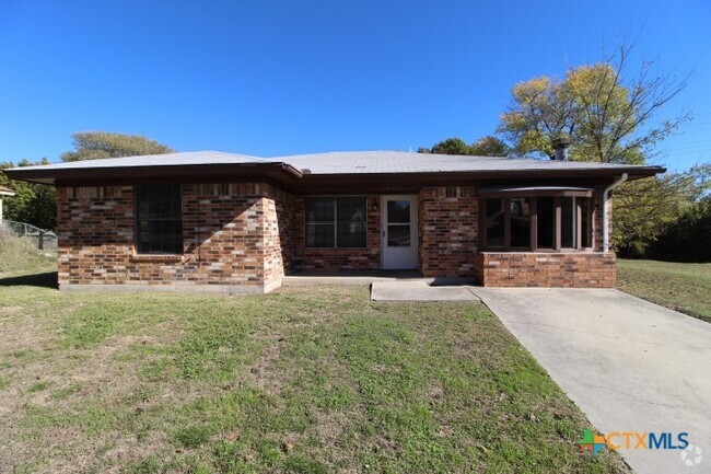 Building Photo - 2007 Pleasant Ln Rental