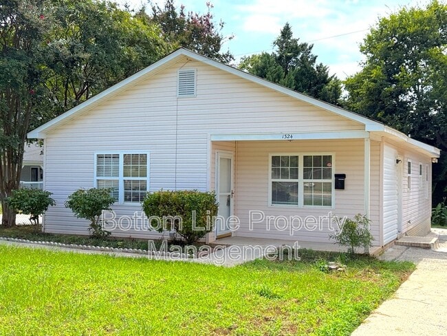 Photo - 1324 Parkwood Ave