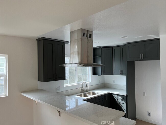 Photo - 1467 Orange Ave Unidad 1467 Rental